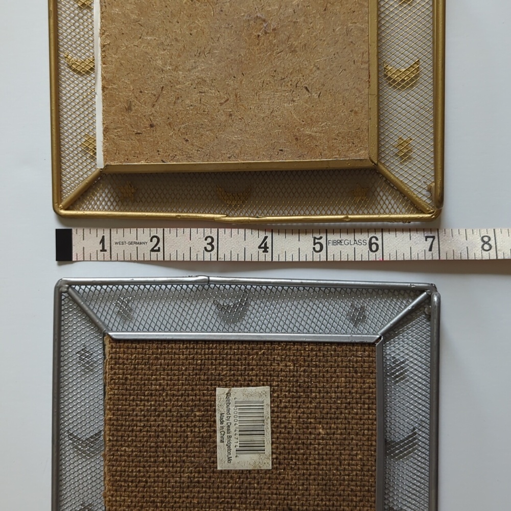 Frames Metal Set of 2 Moons and Stars 1 Gold 1 Silver Both Sitters Pairs - Picture 6 of 8